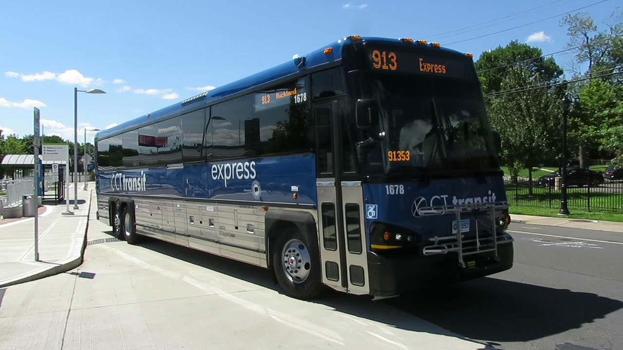 A CTtransit bus Route 913